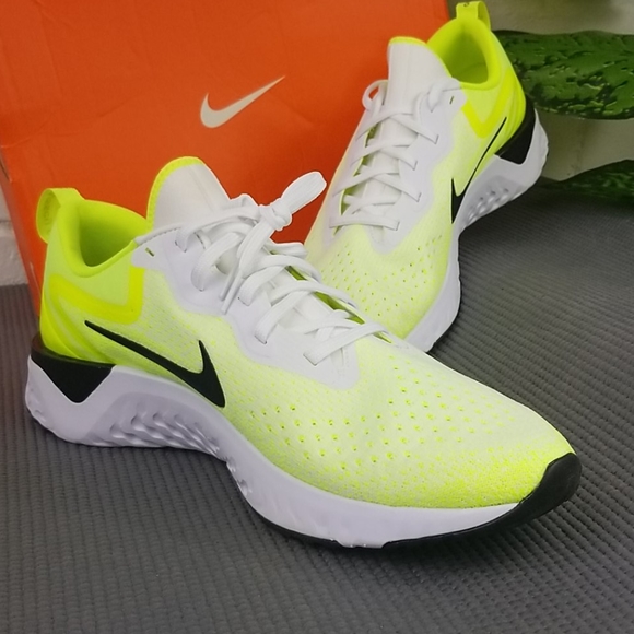 nike odyssey react volt